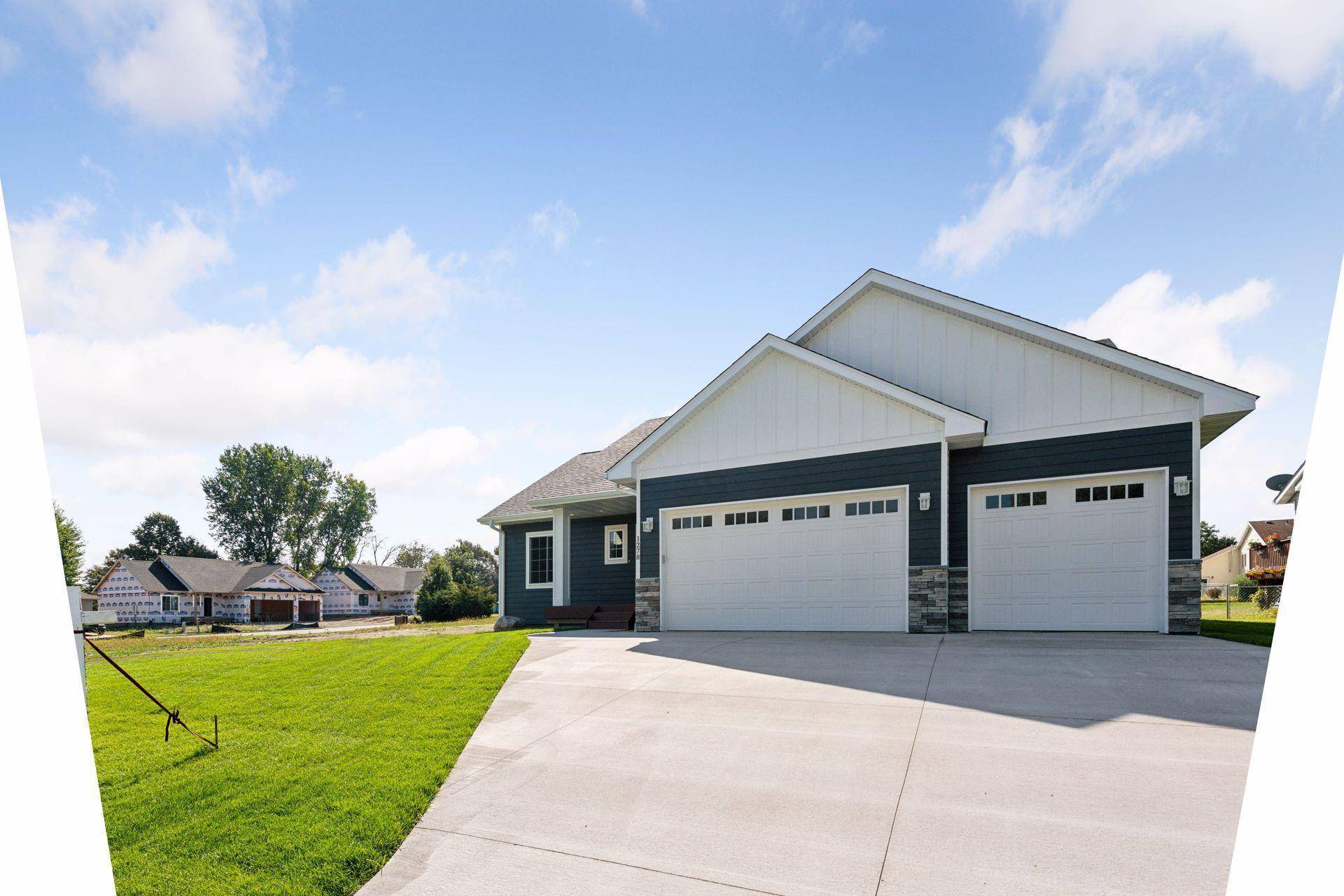 Owatonna, MN 55060,1278 Bellflower LN NE