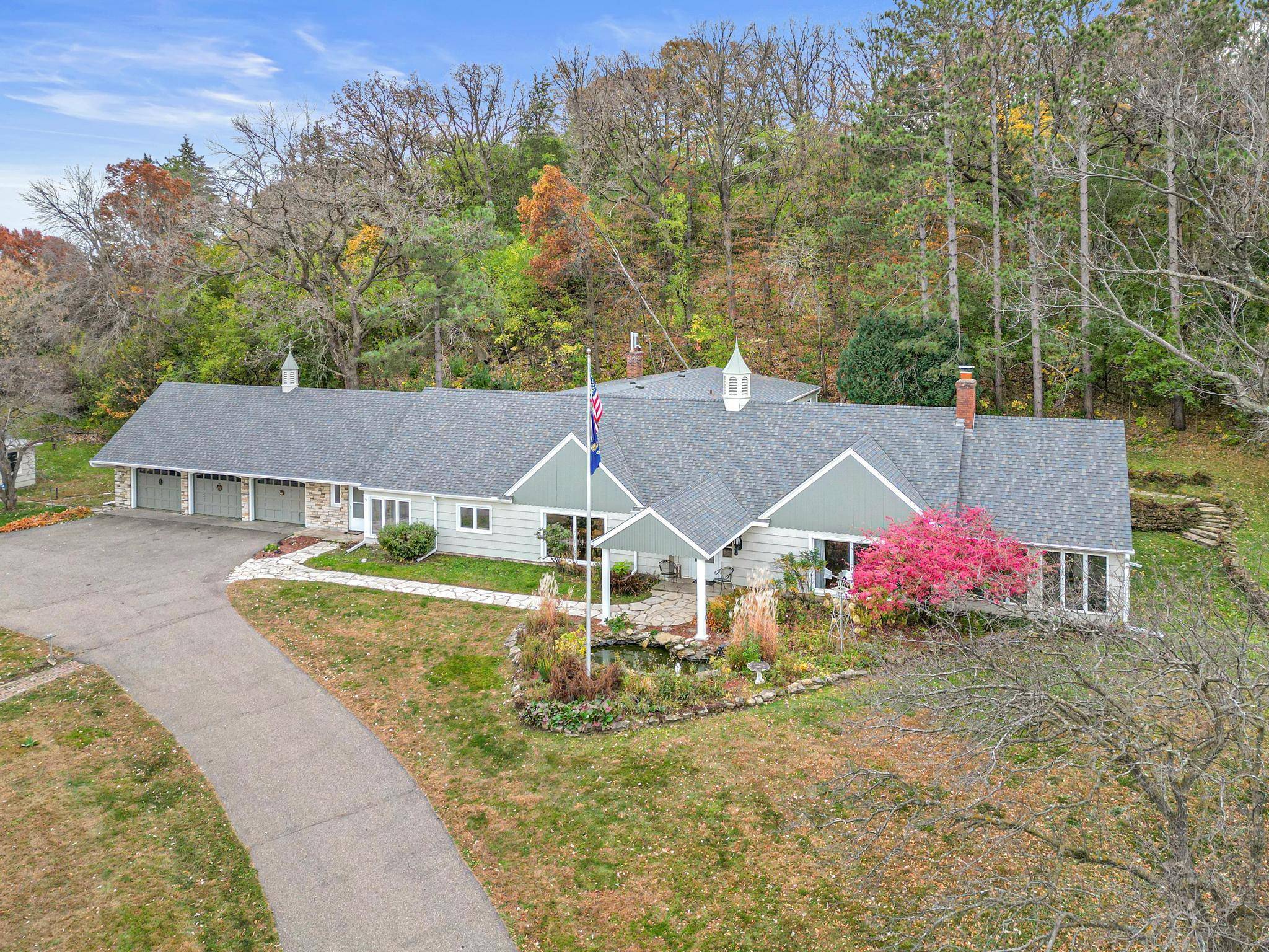 Hudson, WI 54016,451 Stageline RD
