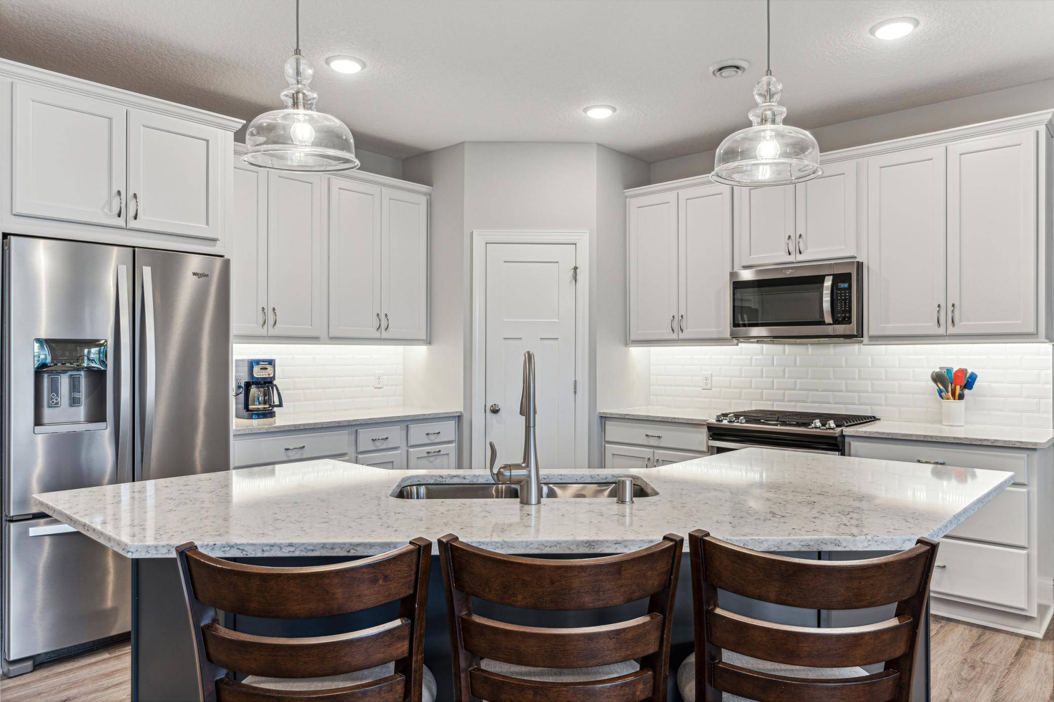 Woodbury, MN 55129,4274 Monarch DR