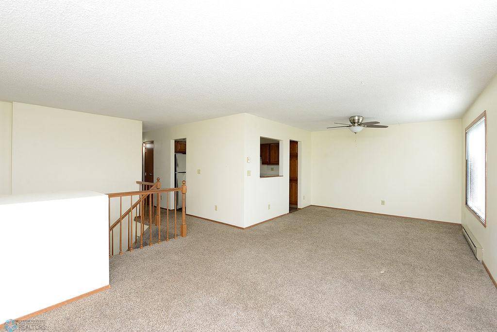 Fargo, ND 58103,143 Prairiewood DR S #D