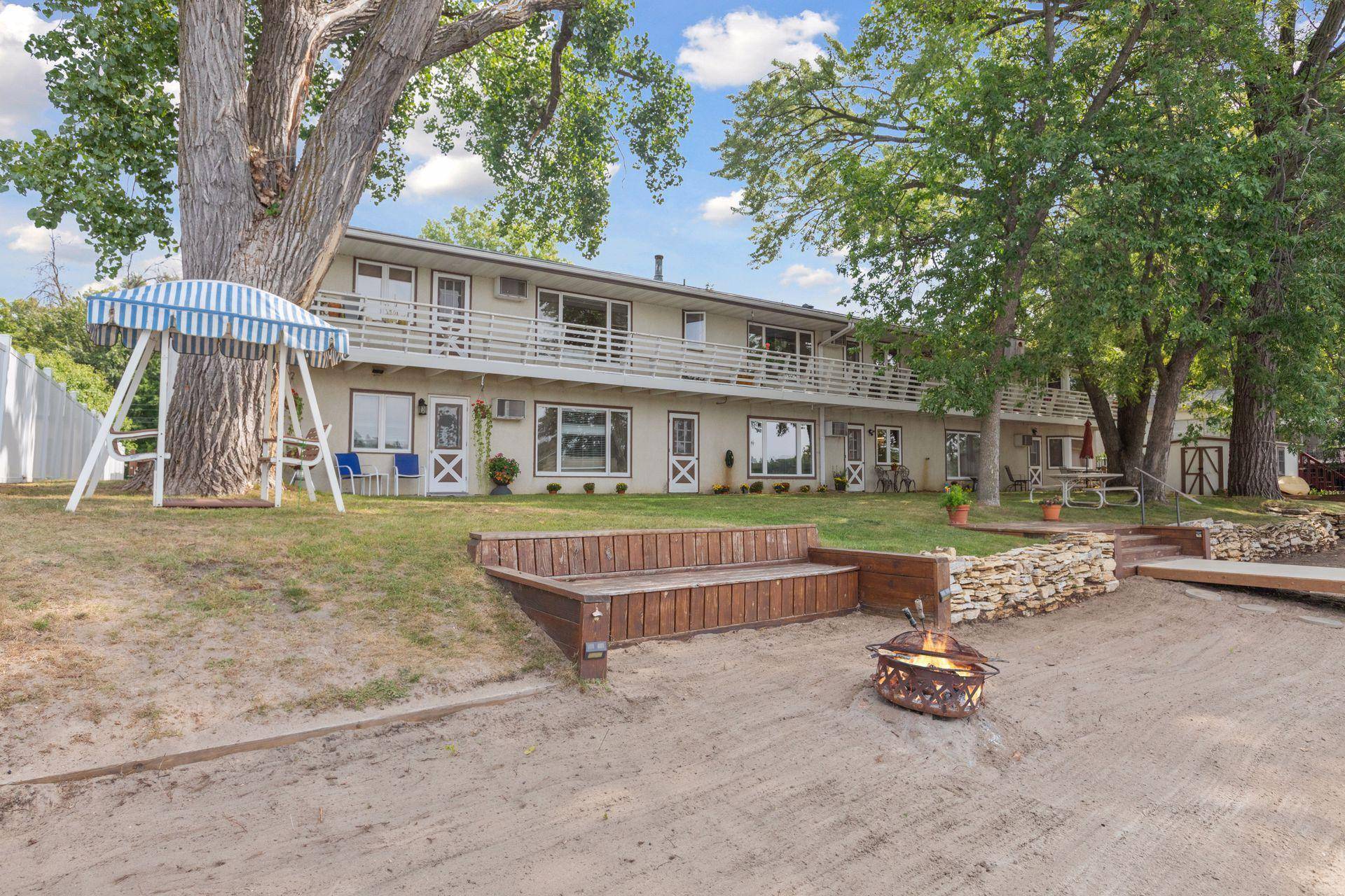 Brooklyn Center, MN 55429,4811 Twin Lake AVE #3