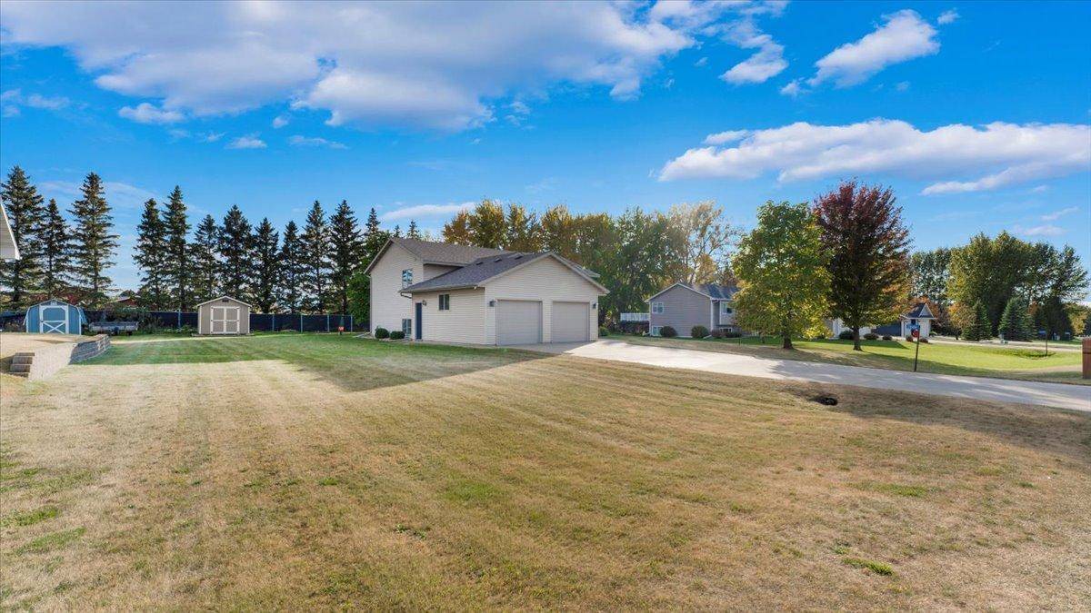 Alexandria, MN 56308,2646 Lois LN SE