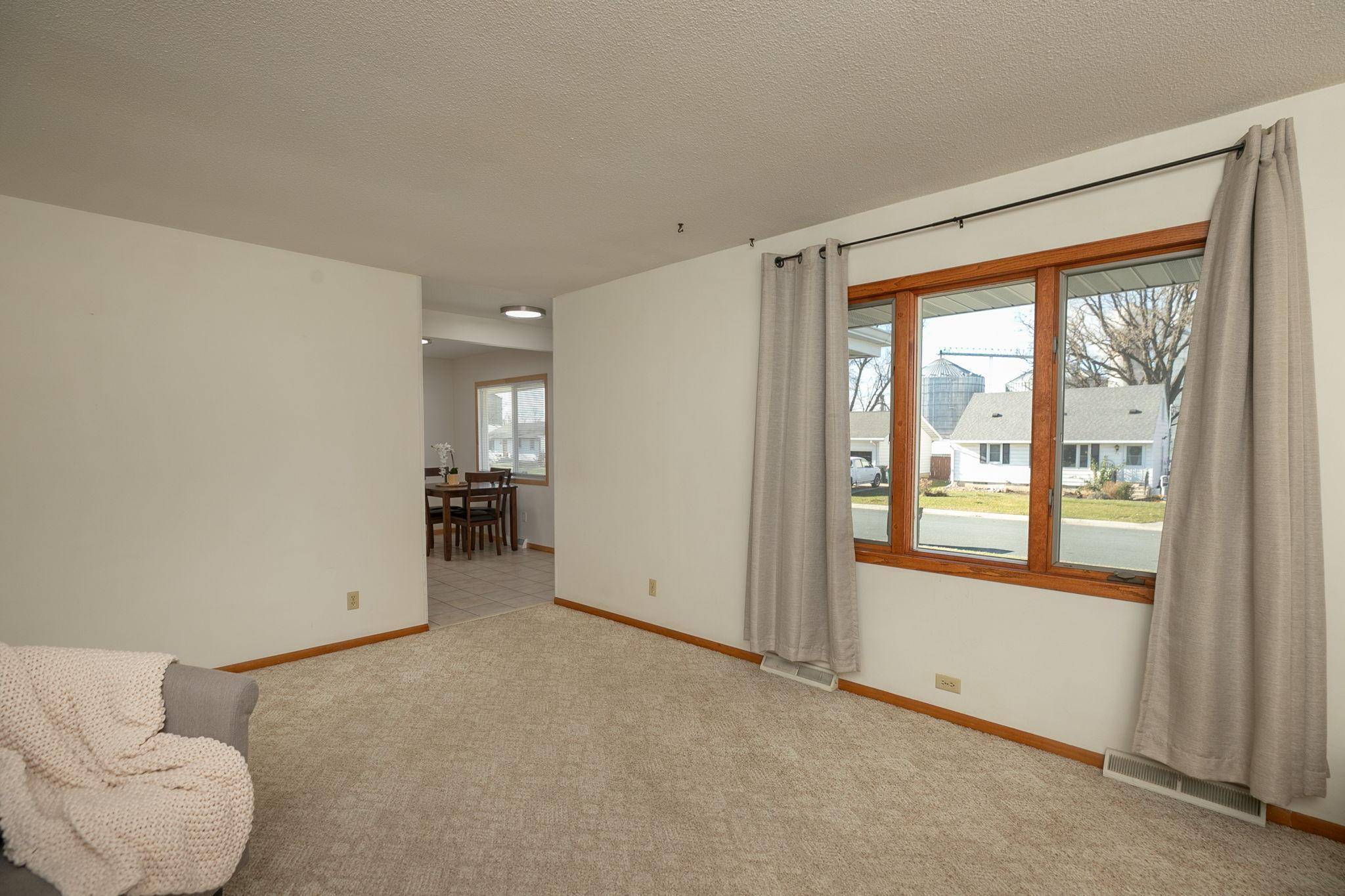 Stewartville, MN 55976,418 3rd AVE SE