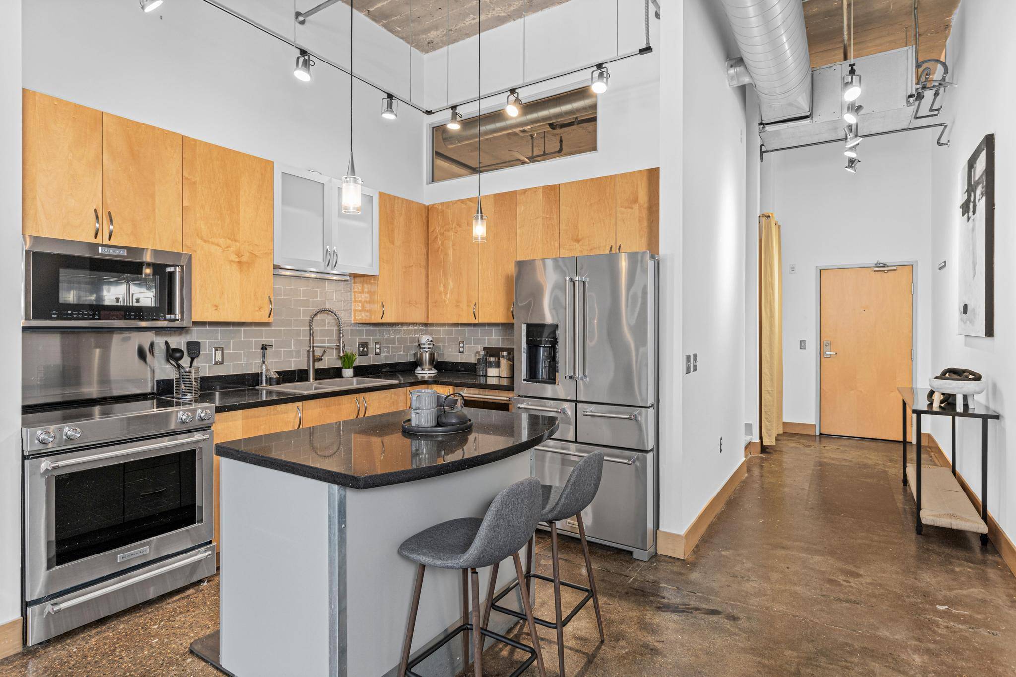 Minneapolis, MN 55401,918 3rd ST N #108
