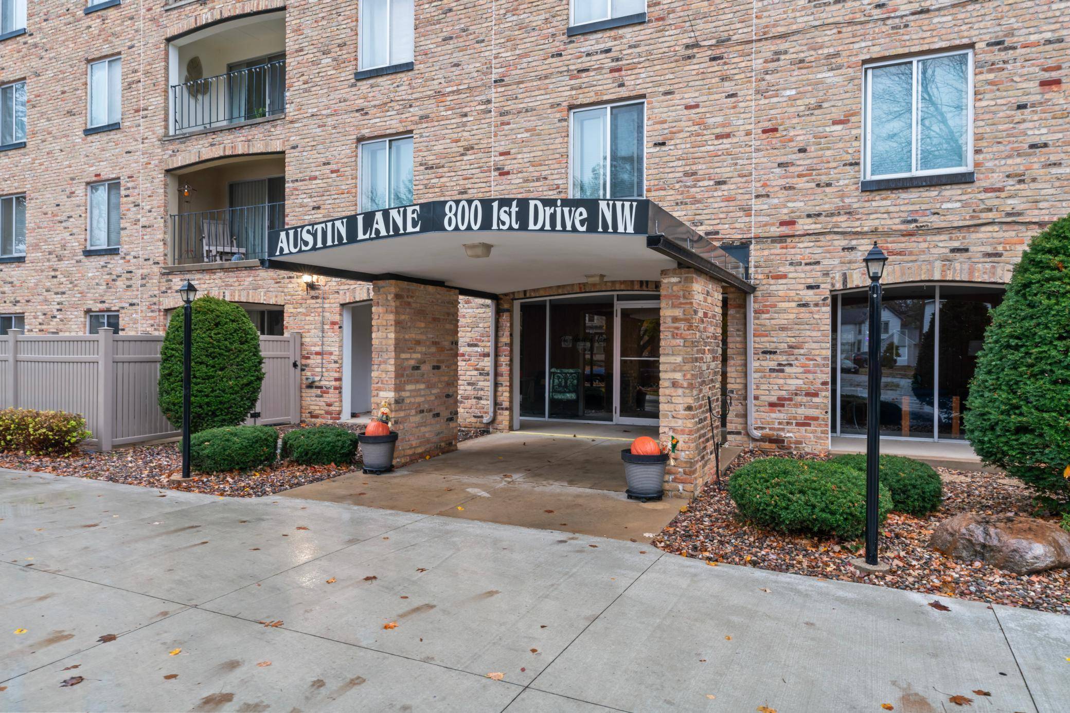 Austin, MN 55912,800 1st DR NW #302