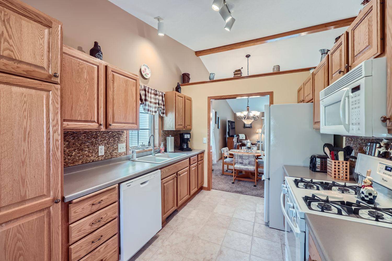 Chanhassen, MN 55317,8460 Powers PL