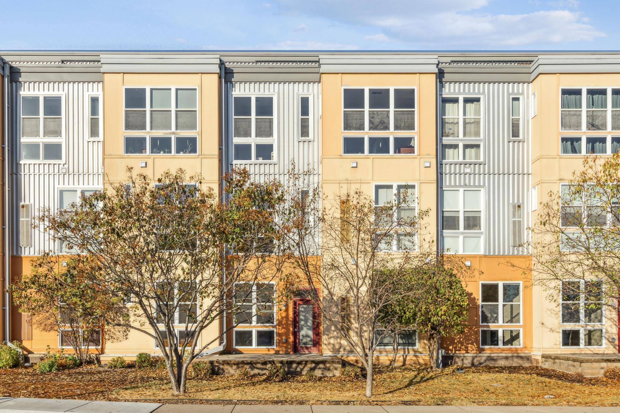 Saint Paul, MN 55114,2650 University AVE W #107