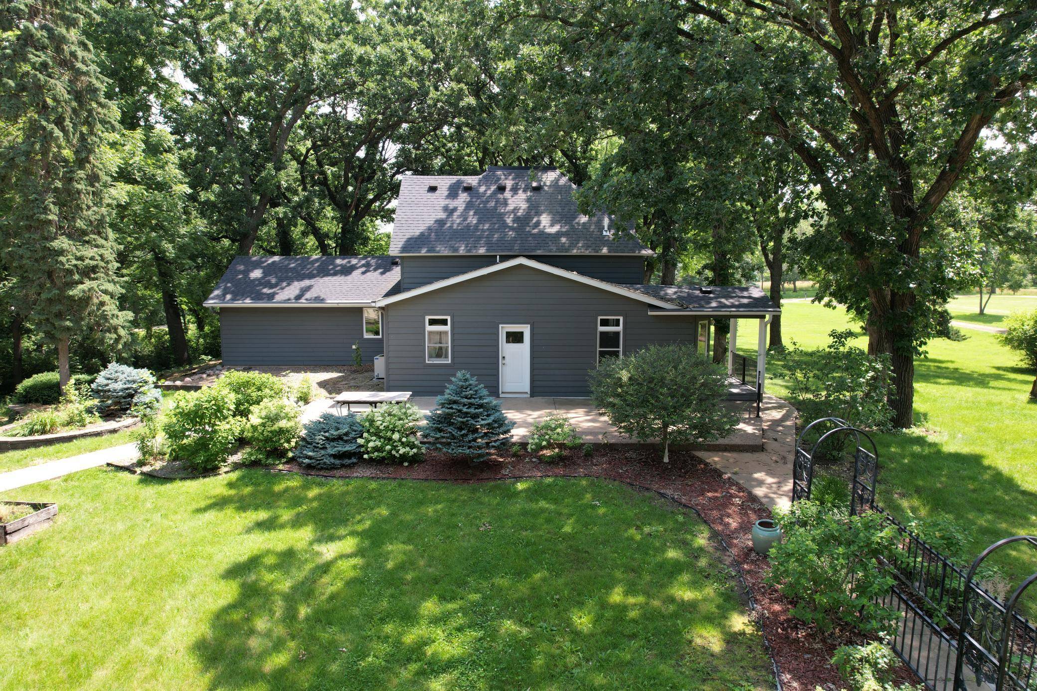 Albert Lea, MN 56007,410 W 11th ST