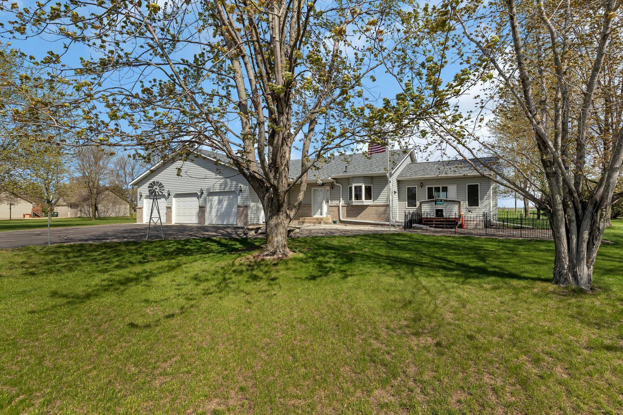 Saint Cloud, MN 56301,6752 242nd ST