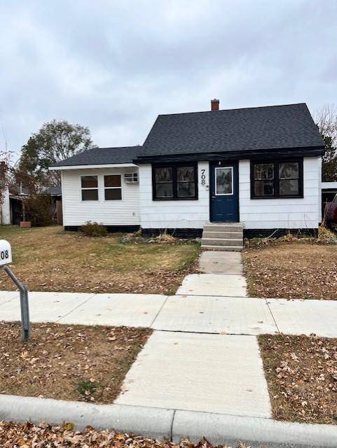 Little Falls, MN 56345,708 4th ST SE