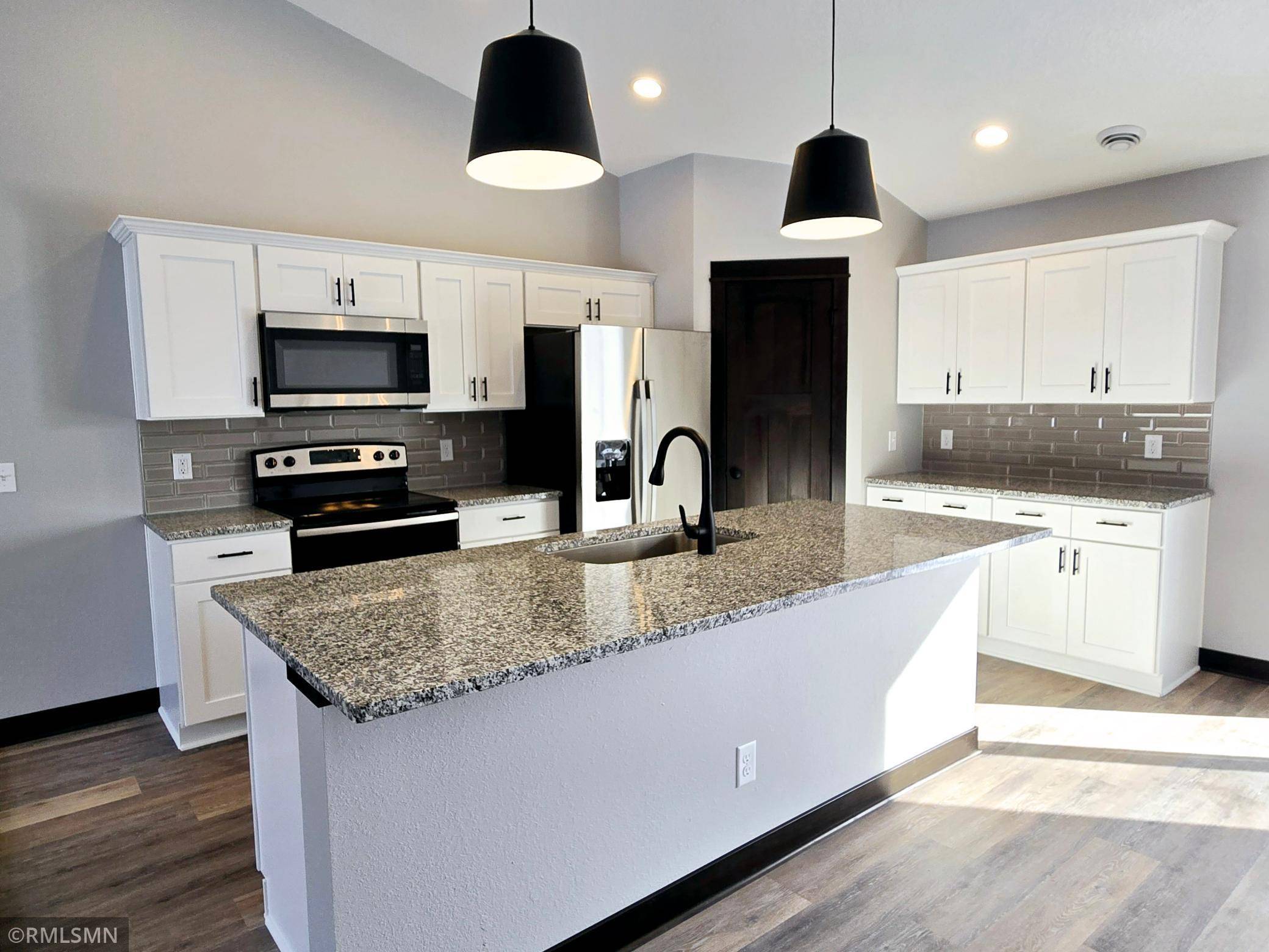 Green Isle, MN 55338,160 Lake Erin DR