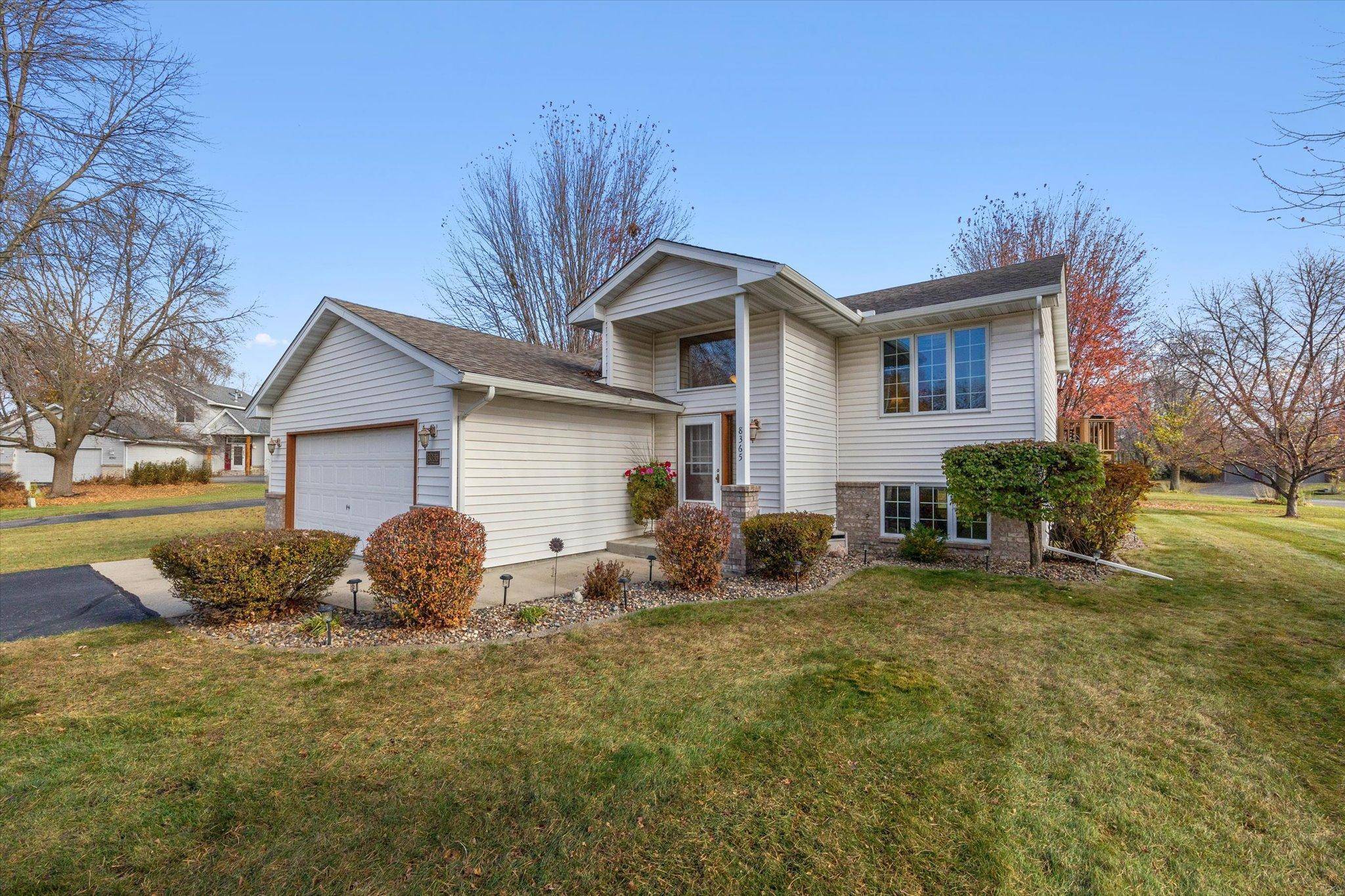 Victoria, MN 55386,8365 Mcknight CT