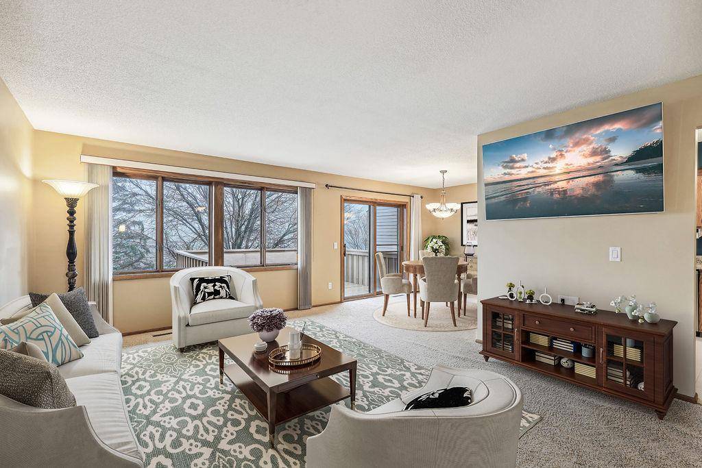 Eden Prairie, MN 55344,8743 Deer PATH