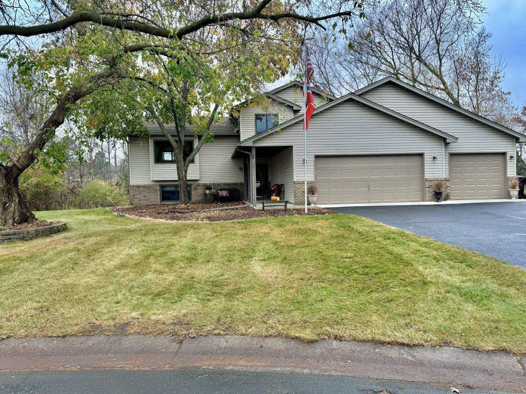 Lino Lakes, MN 55014,7269 Meadow CT