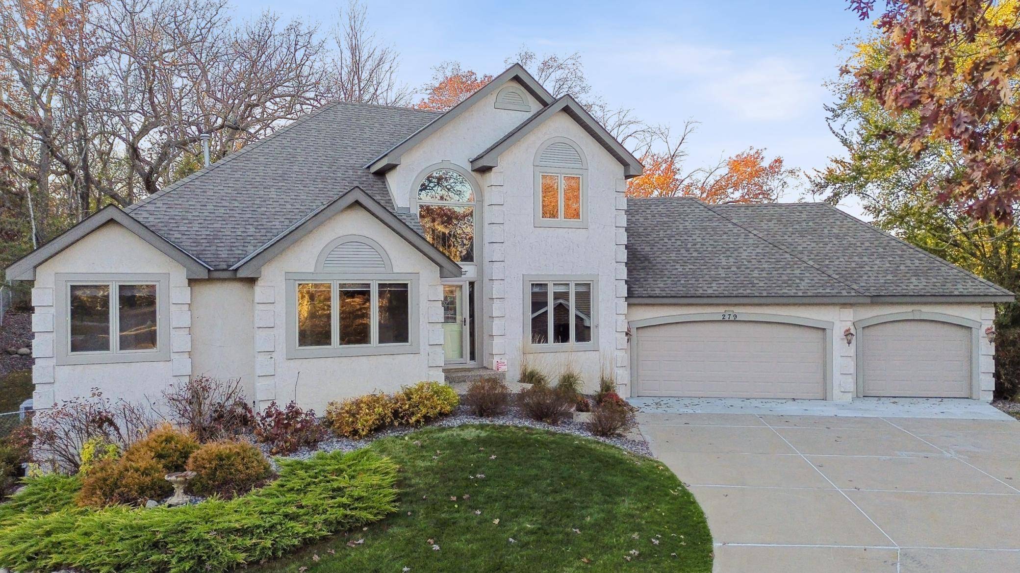 Vadnais Heights, MN 55127,279 Timberline TRL