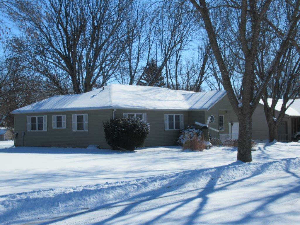 Edgerton, MN 56128,1220 1st AVE W