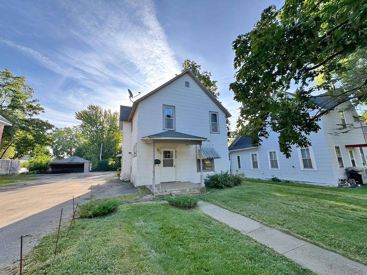 Albert Lea, MN 56007,717 Jefferson AVE