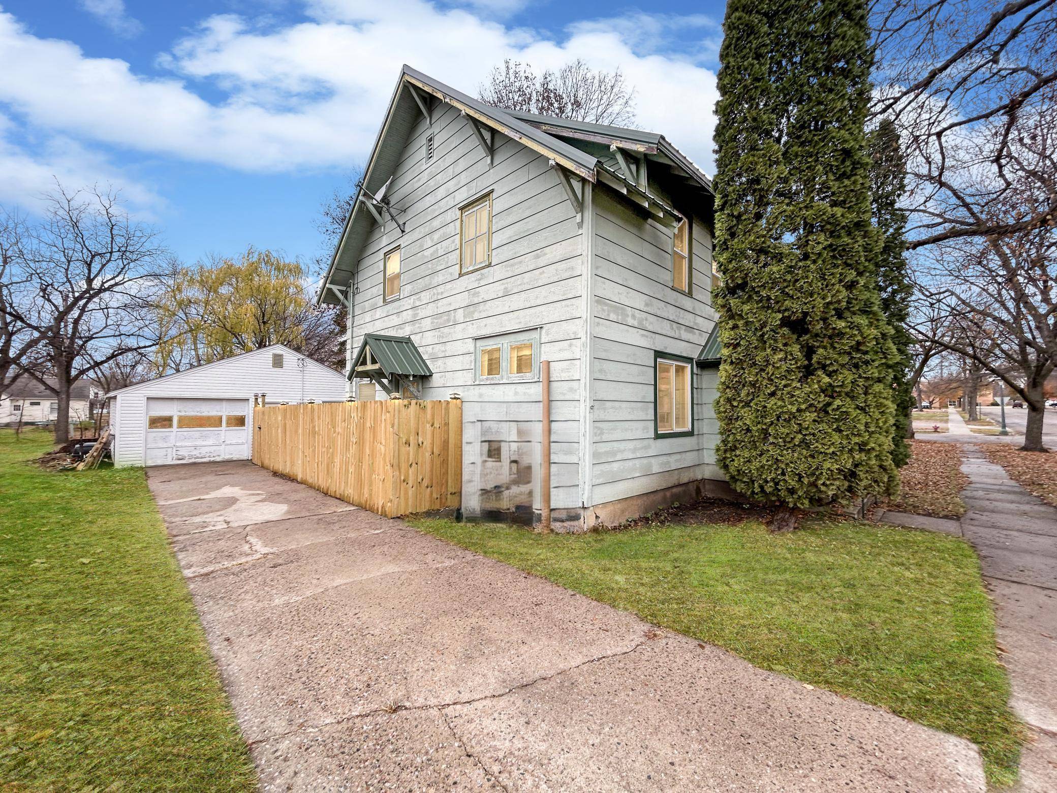 Granite Falls, MN 56241,1134 4th ST