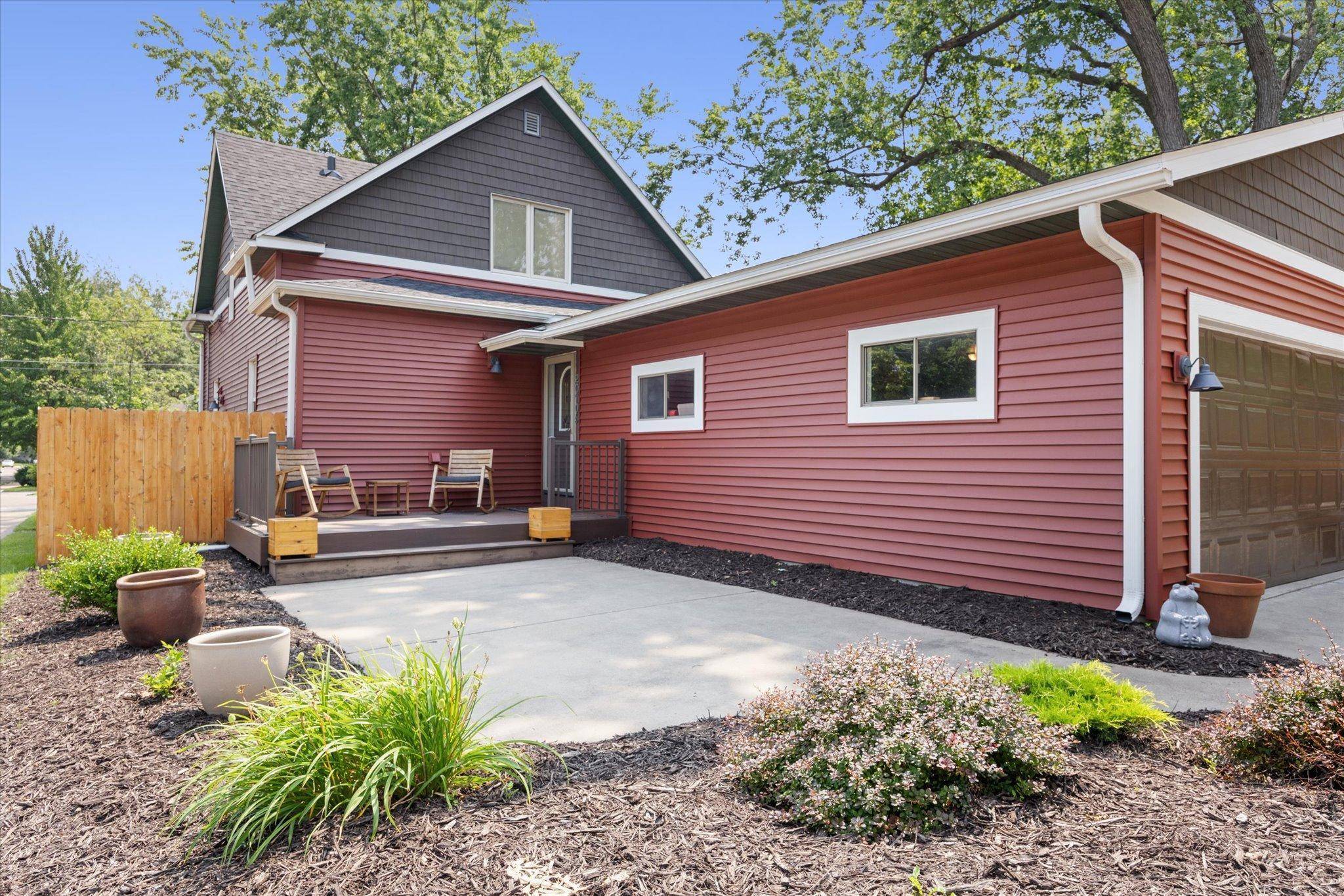 Lakeville, MN 55044,20705 Hollins AVE W