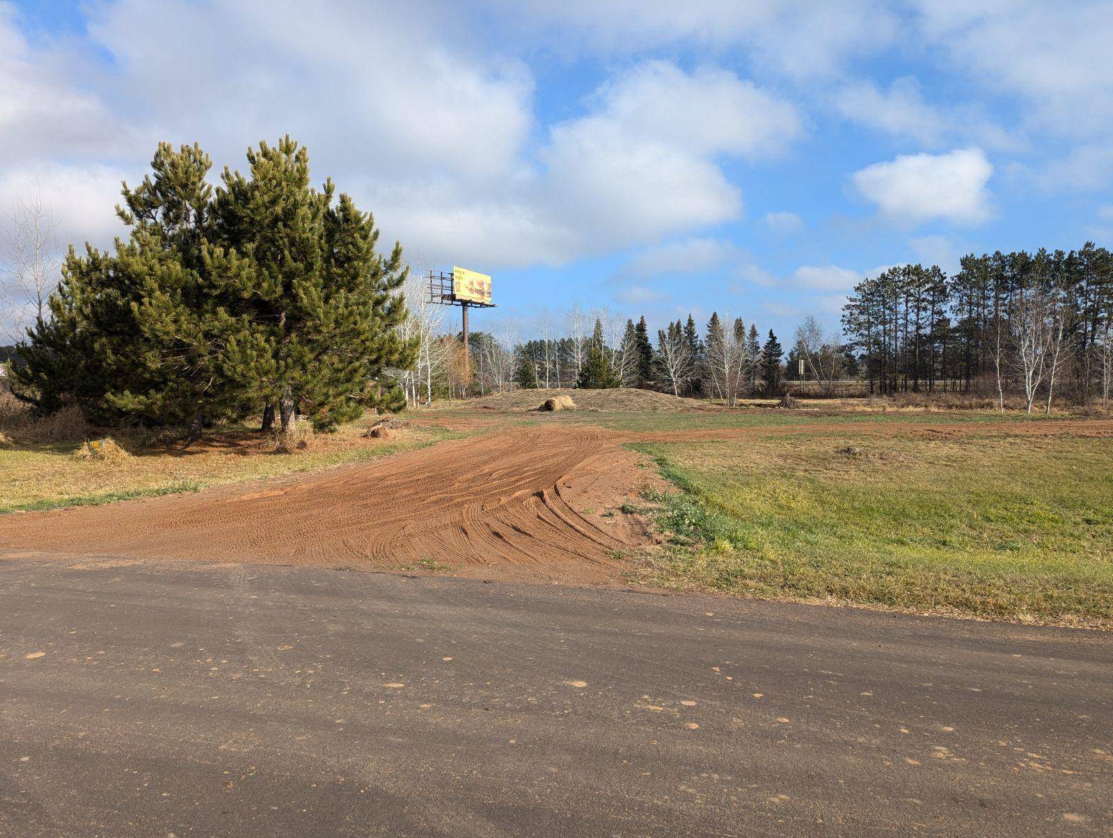 Hinckley, MN 55037,1350 Carriage Hill DR