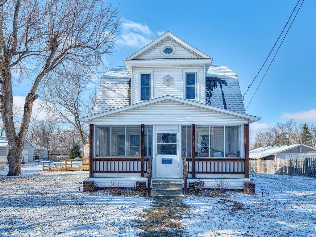 Waterville, MN 56096,801 1st ST N