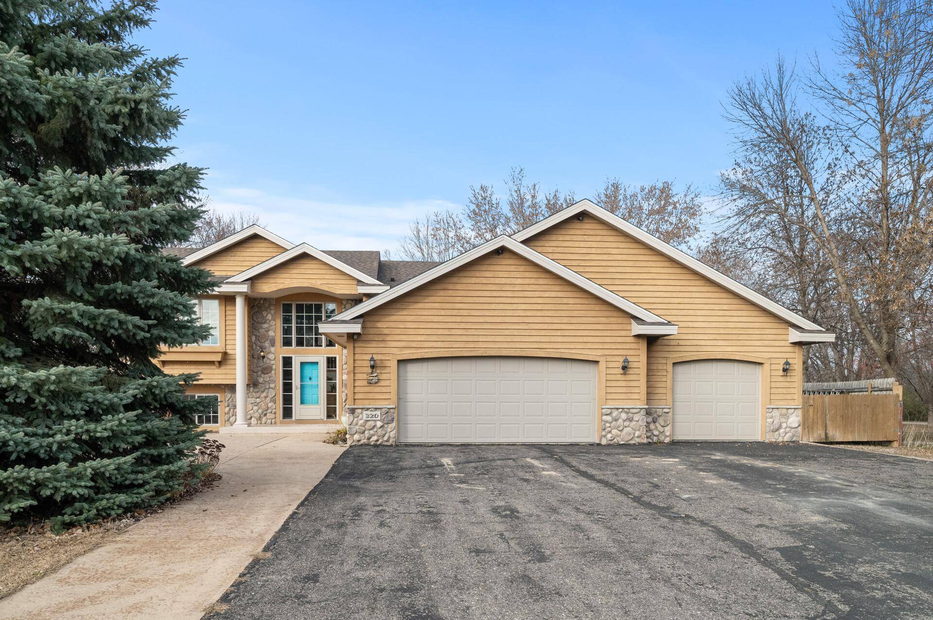 Annandale, MN 55302,320 Big Woods LN