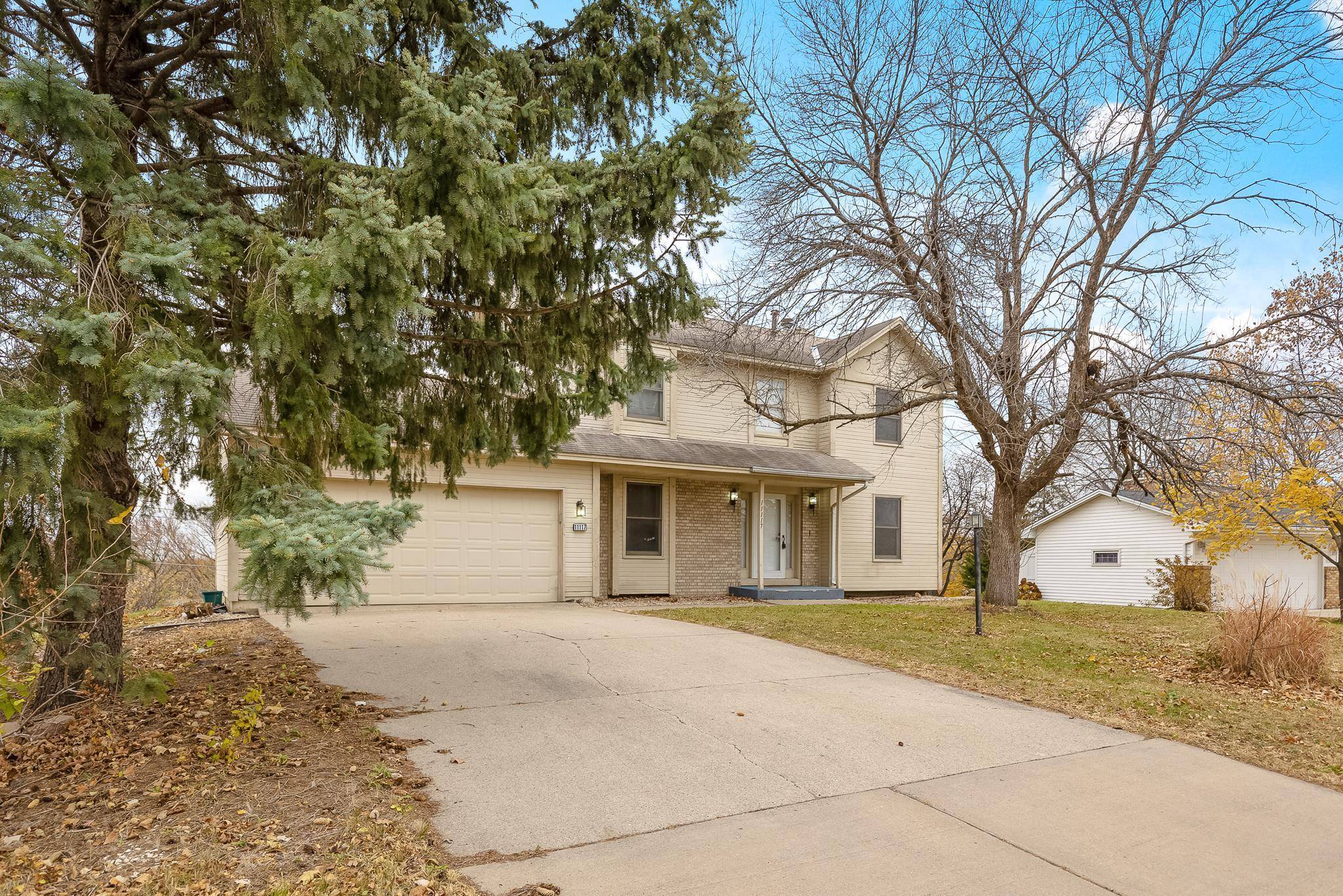 Burnsville, MN 55337,11117 Carver CT