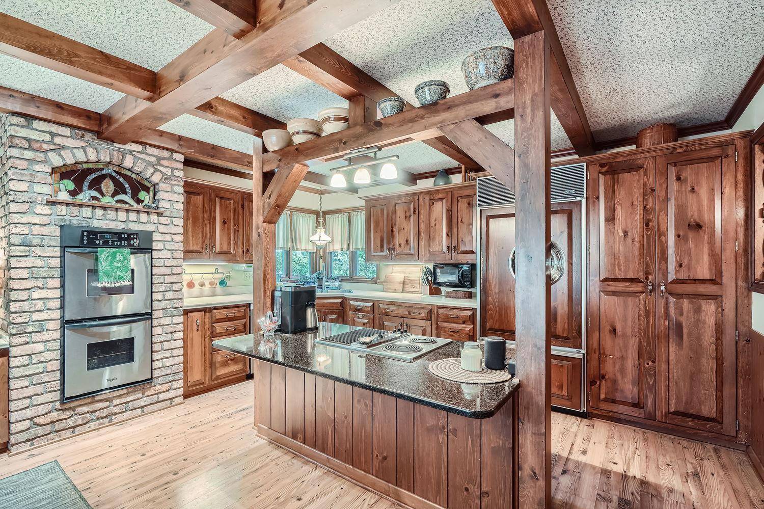Maplewood, MN 55117,133 Larpenteur AVE E
