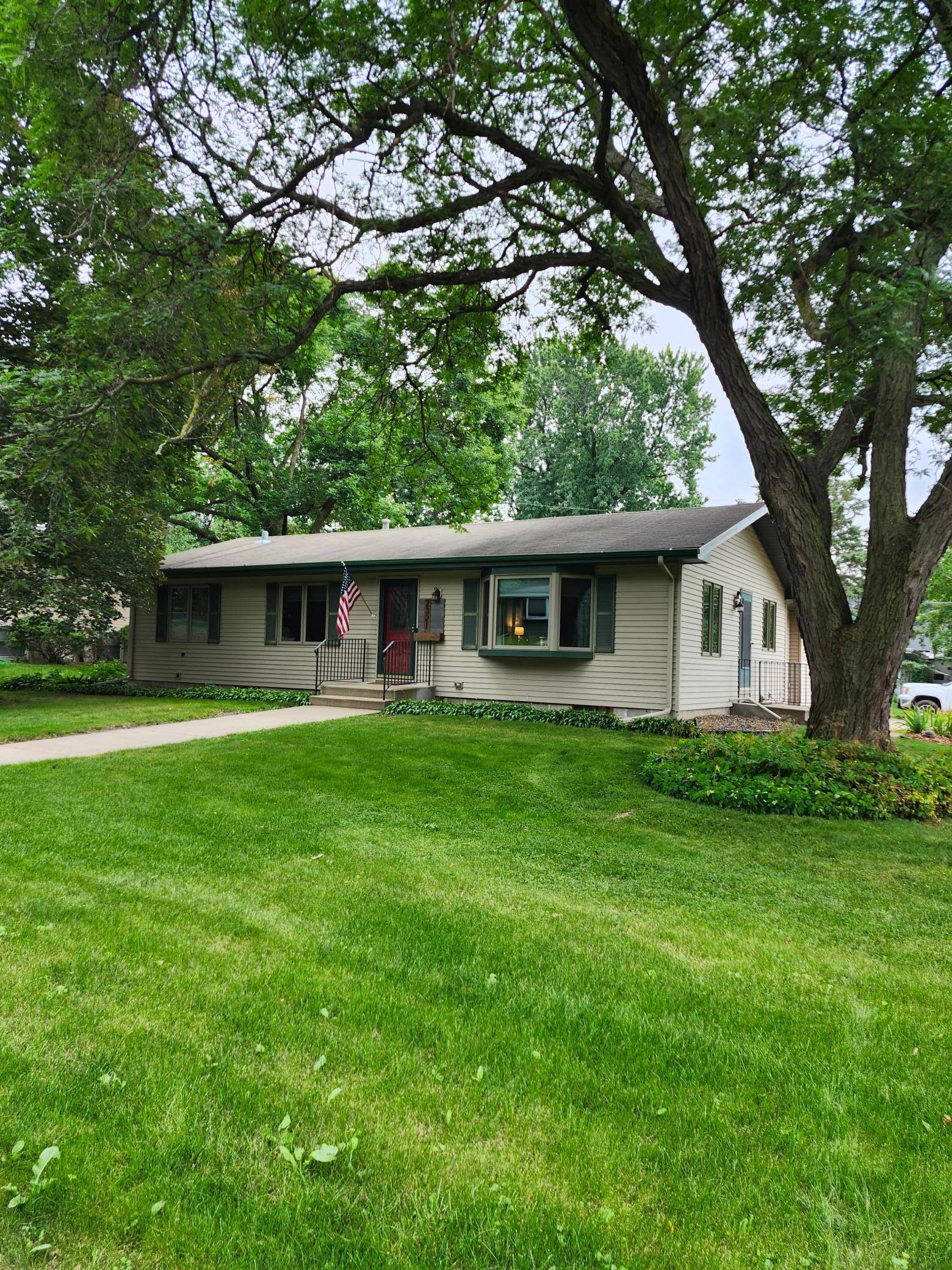 Bloomington, MN 55431,2321 Ivy LN