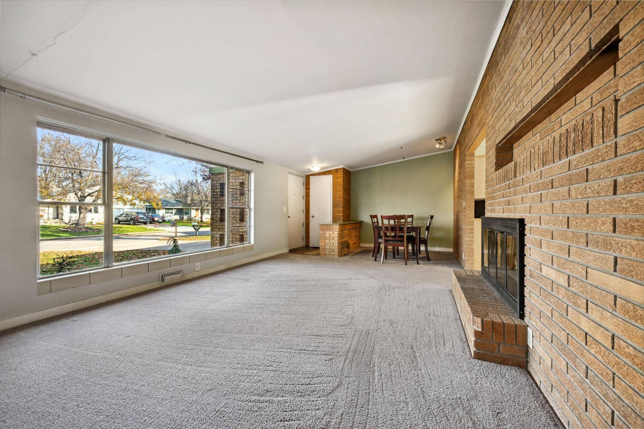 Edina, MN 55436,5317 Windsor AVE