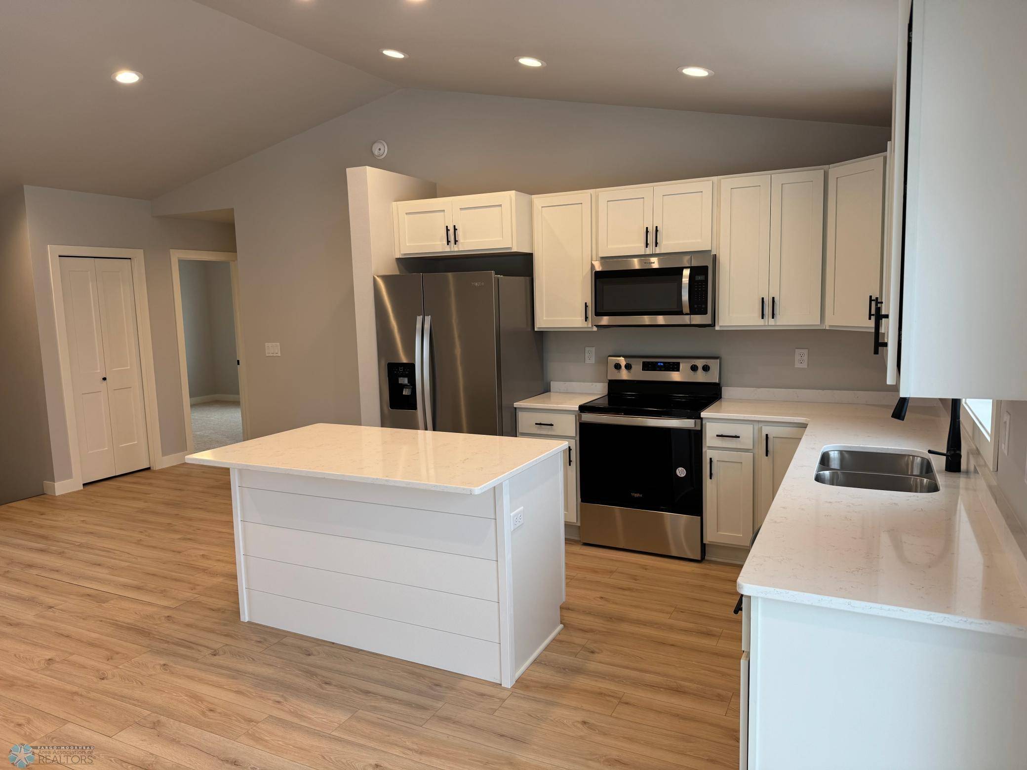 Horace, ND 58047,6718 68 ST S
