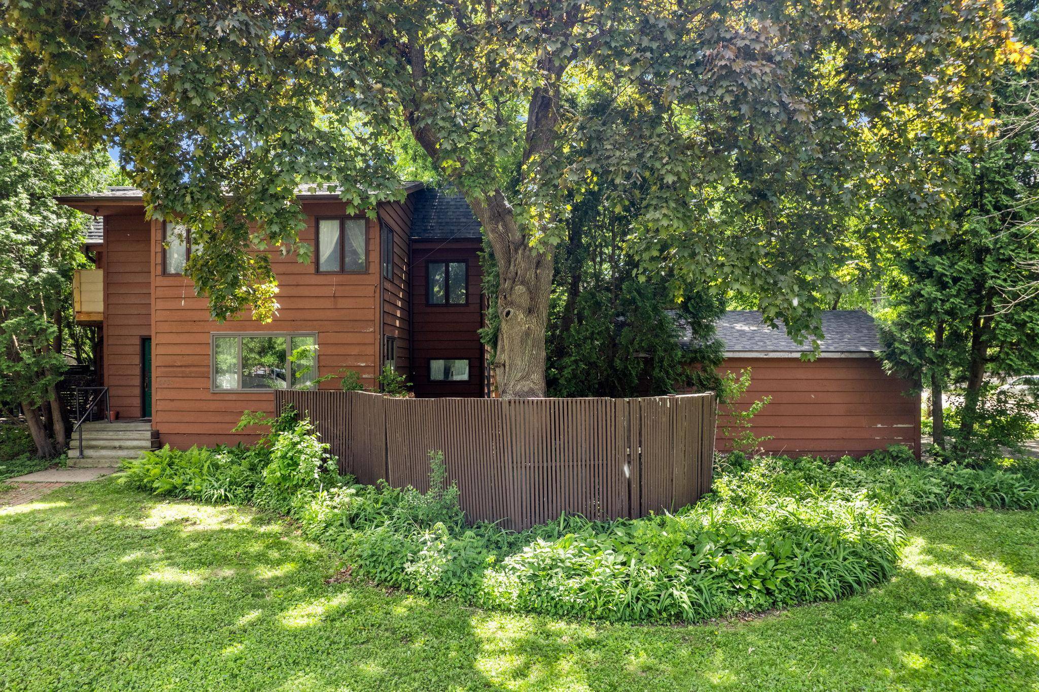 Minneapolis, MN 55416,3515 W 22nd ST