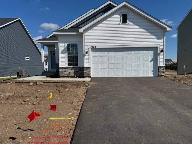 Woodbury, MN 55129,4852 Airlake DR