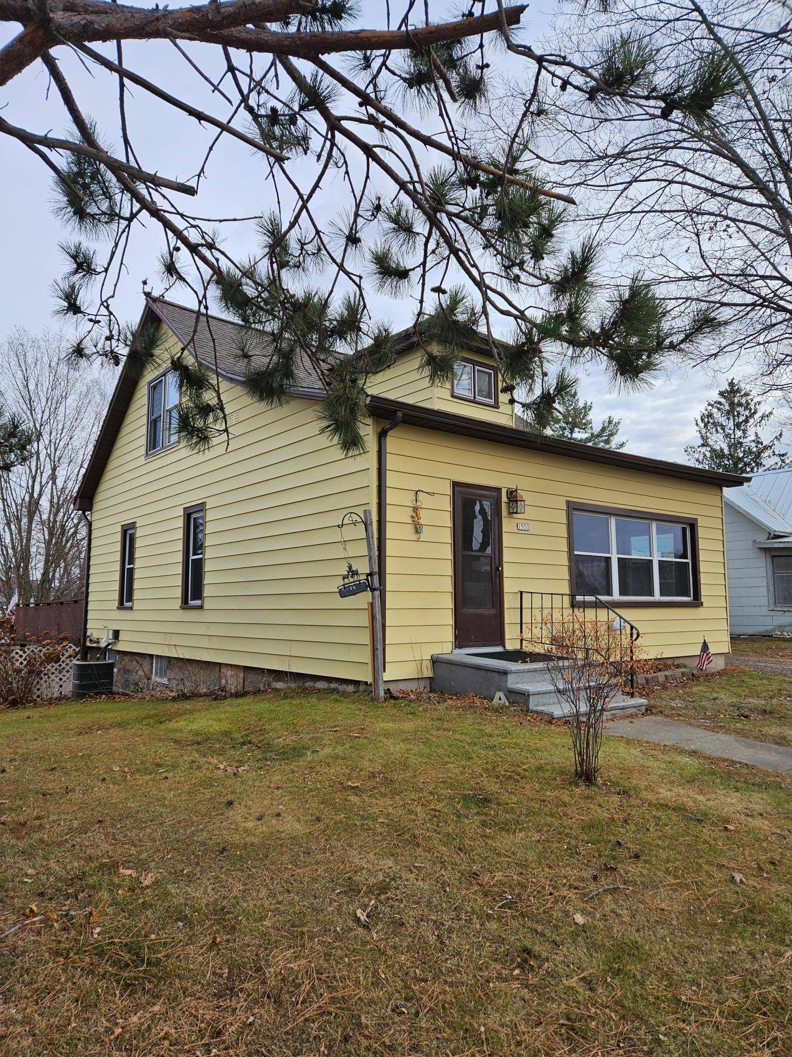 Cumberland, WI 54829,1550 1st AVE