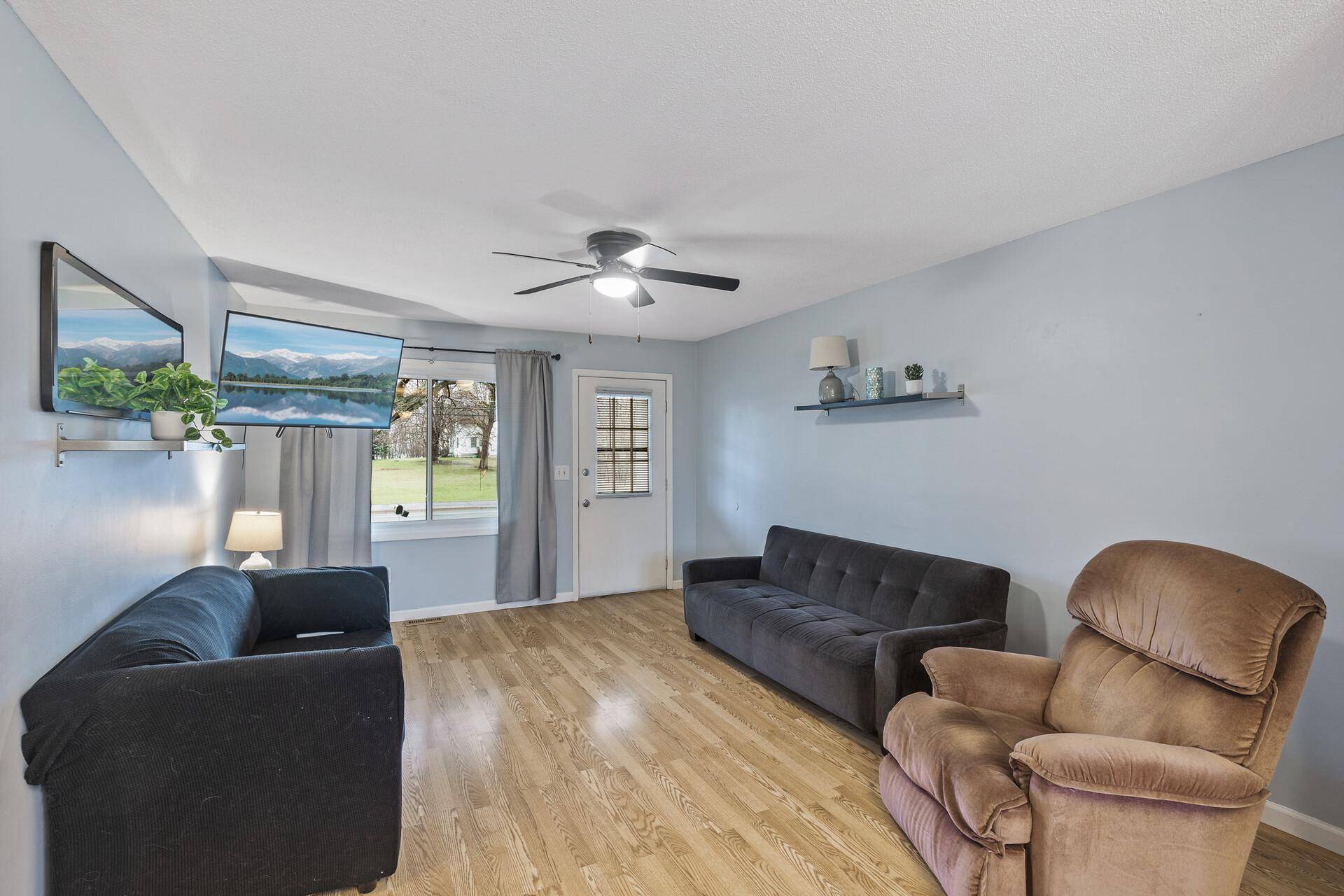 Lindstrom, MN 55045,29965 Olinda TRL