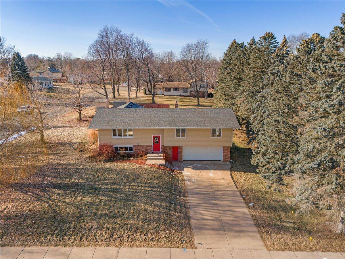 Somerset, WI 54025,113 Sunrise DR