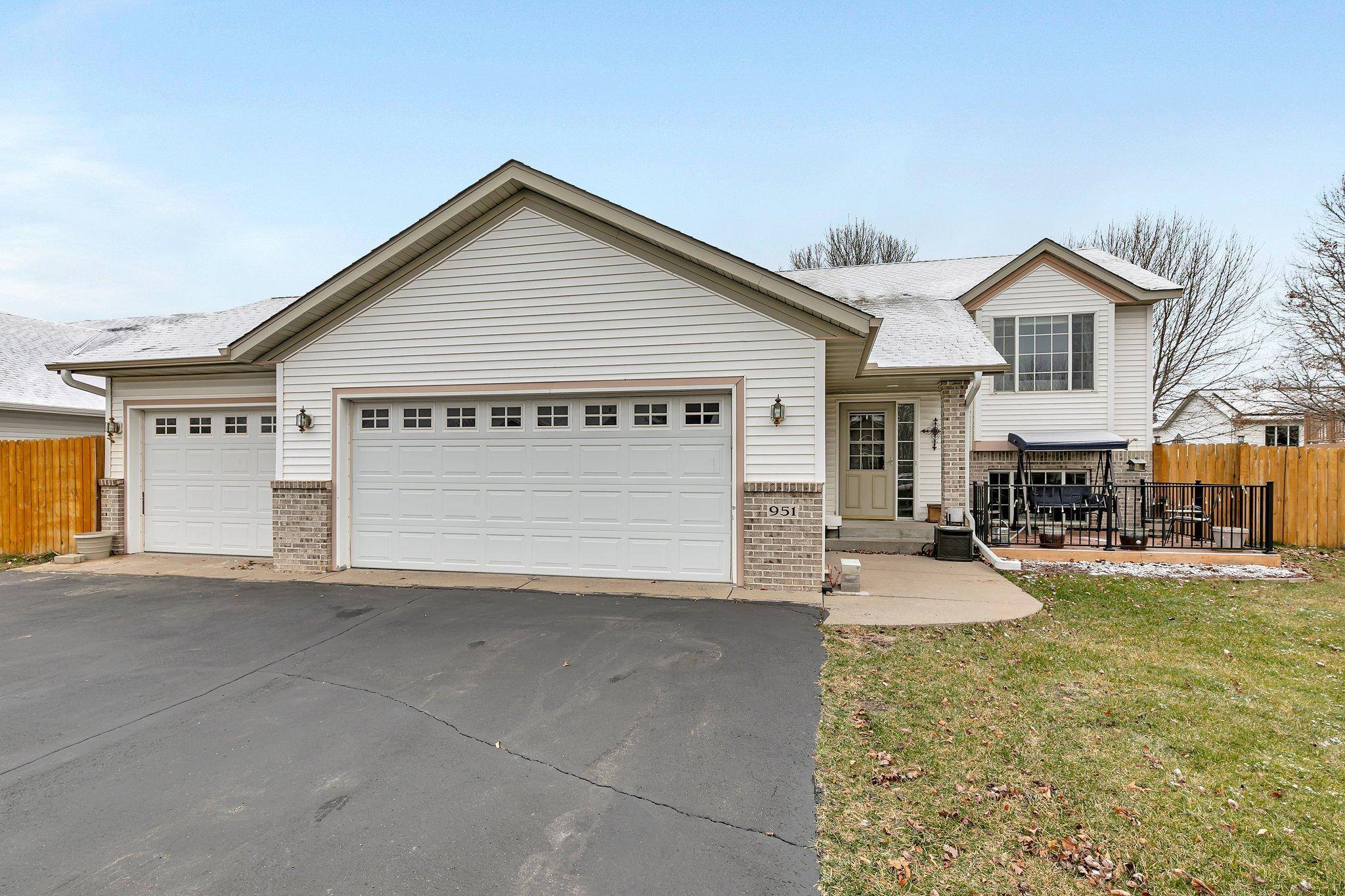 Sartell, MN 56377,951 Sundance CT