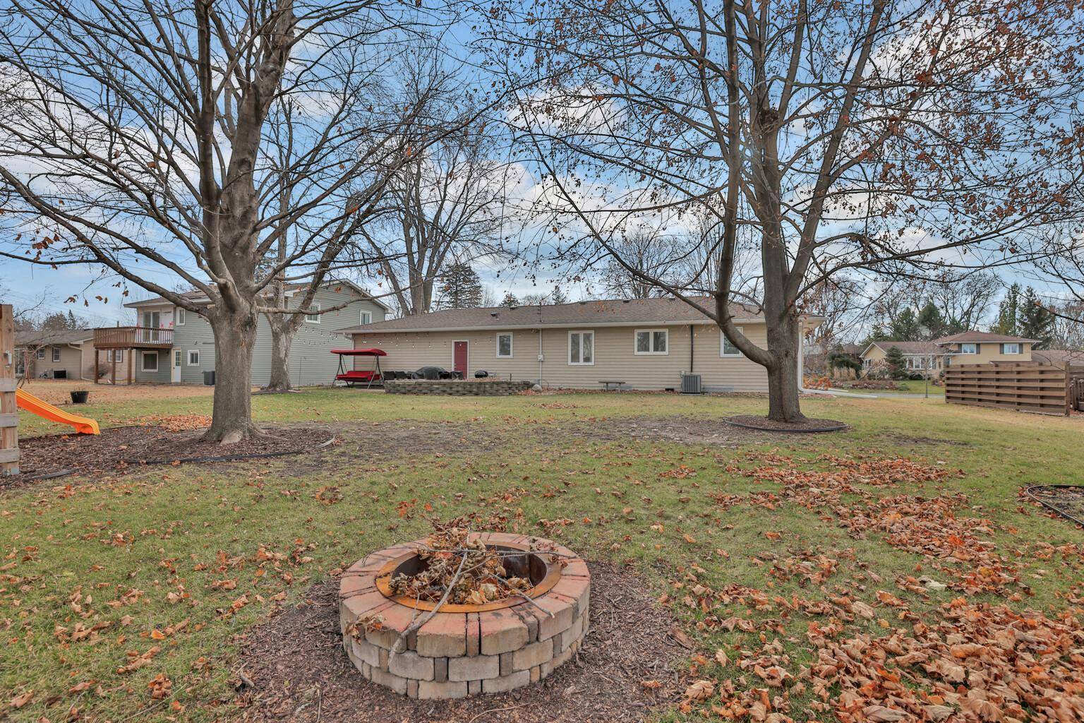 Eagan, MN 55122,2109 Carnelian LN