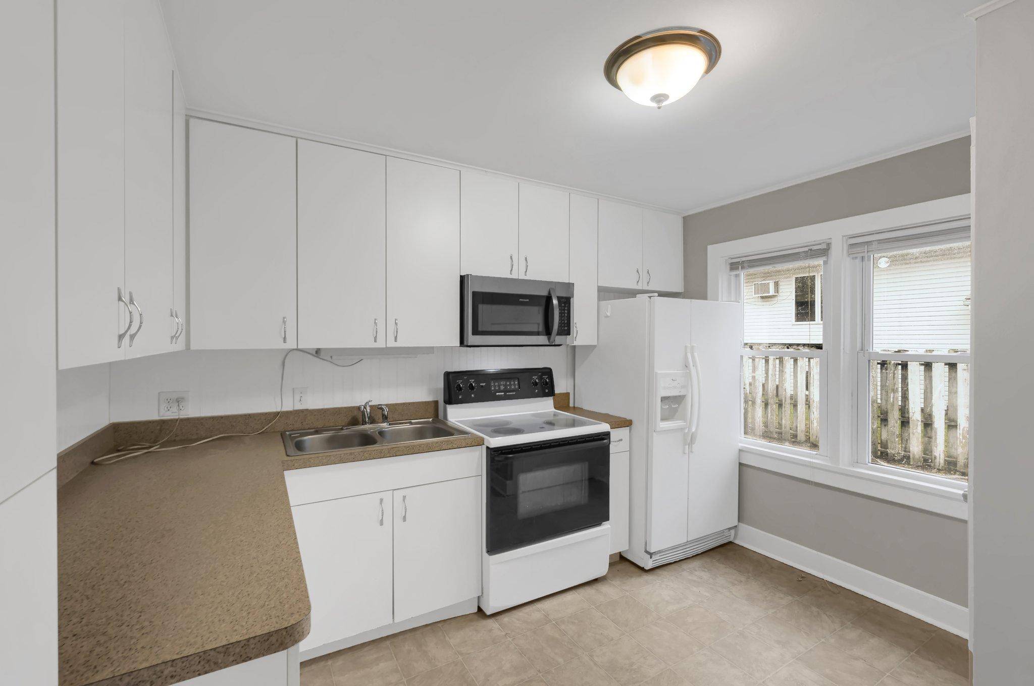 White Bear Lake, MN 55110,4671 Bald Eagle AVE