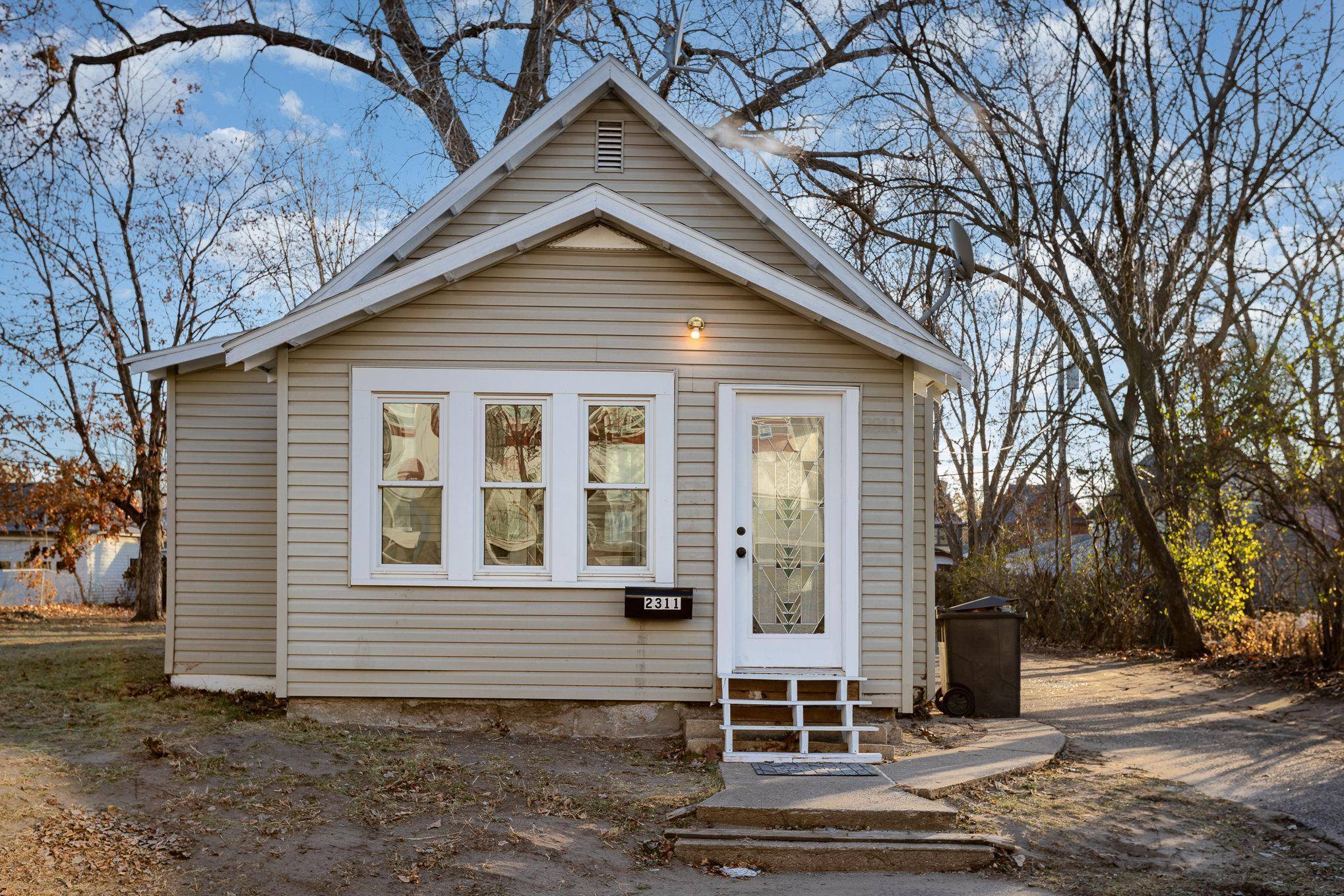 Minneapolis, MN 55418,2311 Jefferson ST NE