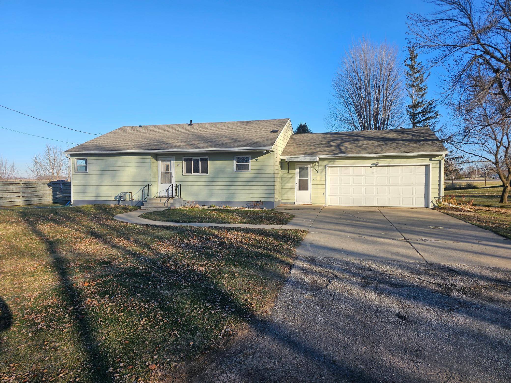 Rose Creek, MN 55970,300 Rose ST NE