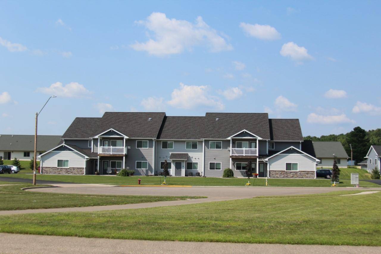 Menomonie, WI 54751,1889 Cypress CT NE