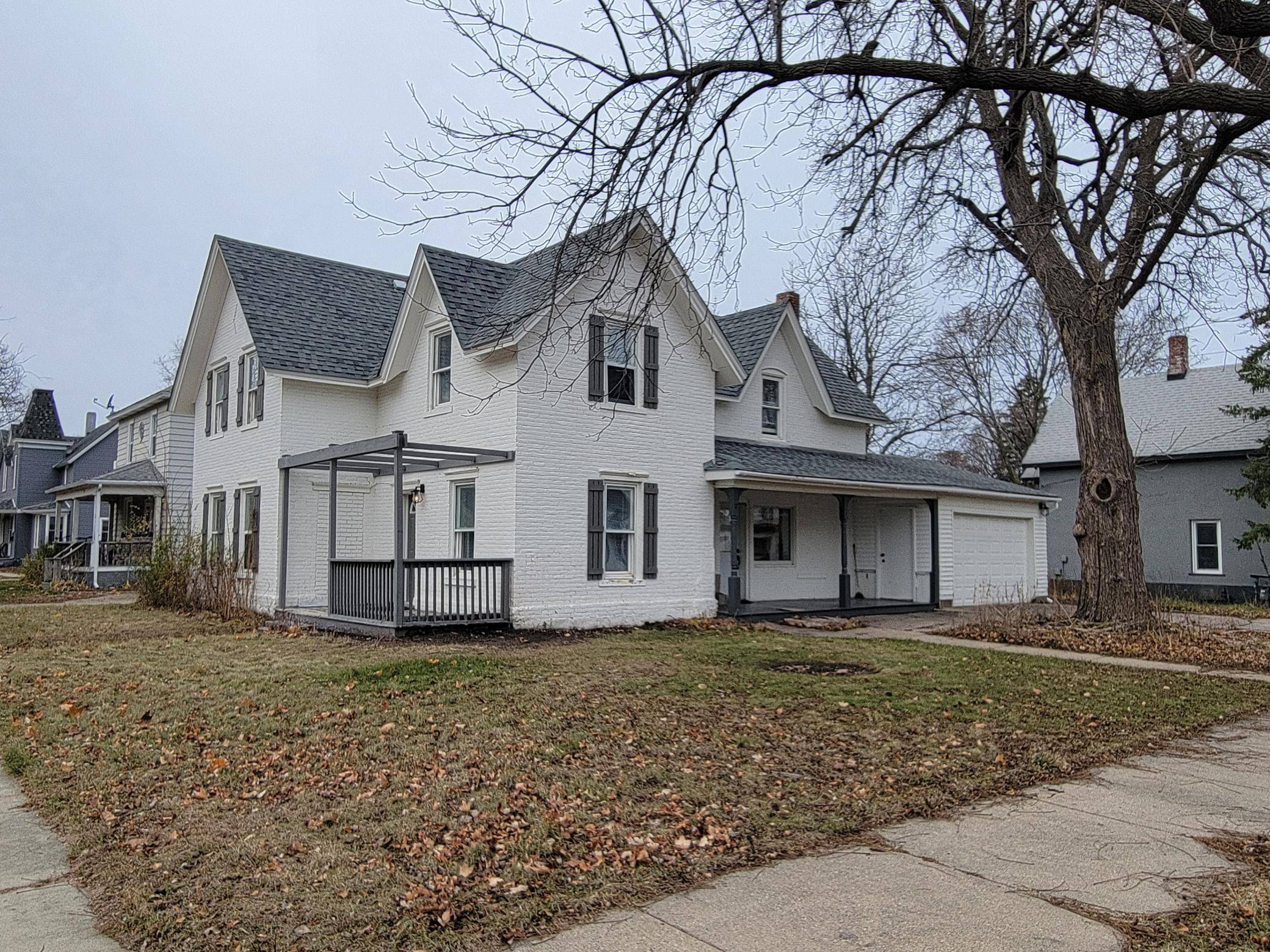 Faribault, MN 55021,504 1st ST NW