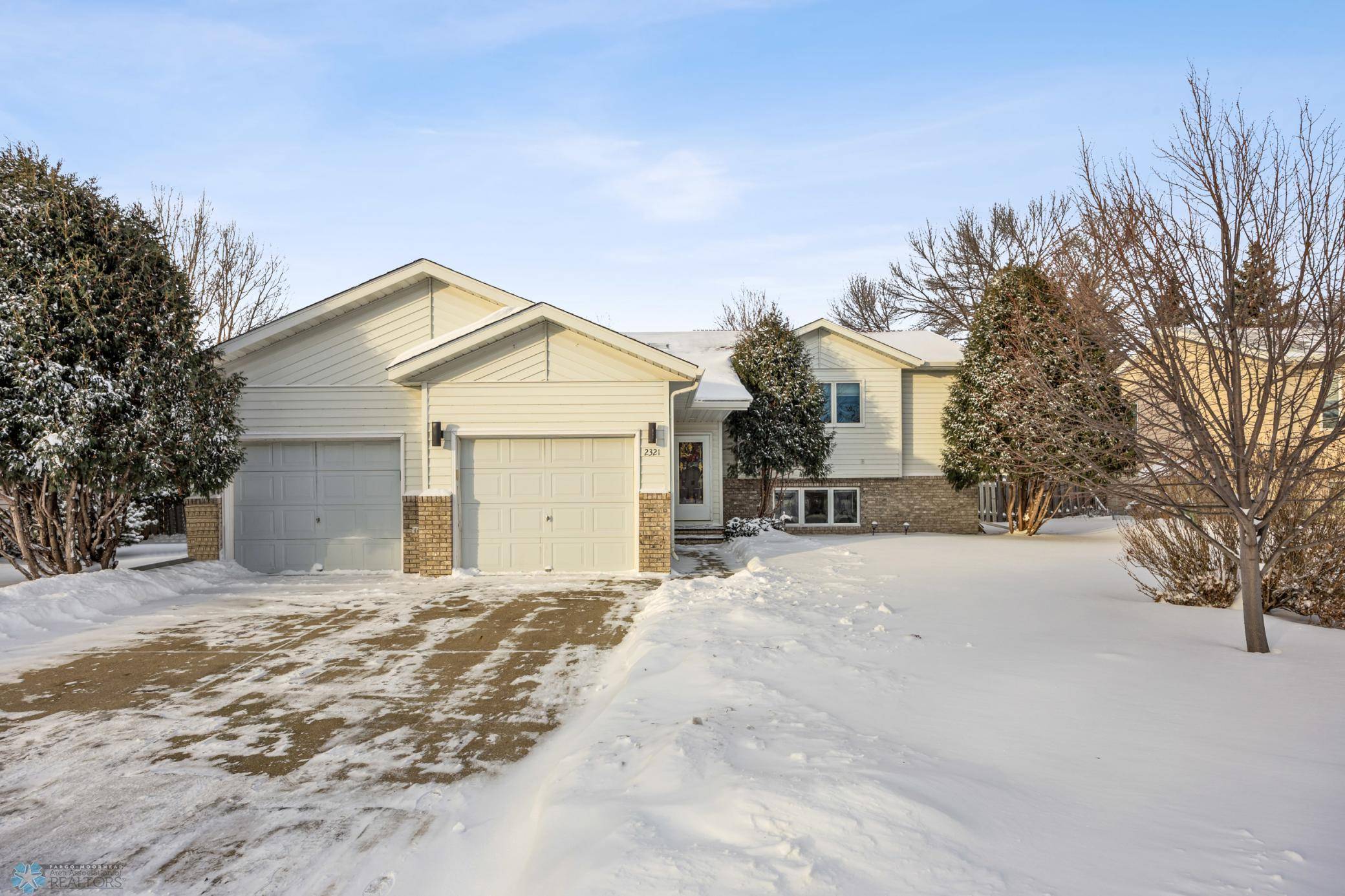 Fargo, ND 58103,2321 32nd ST S