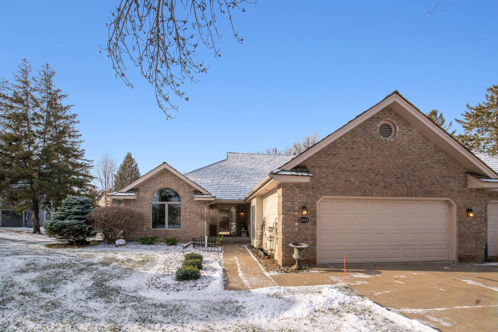 Eden Prairie, MN 55347,10444 Fawns WAY