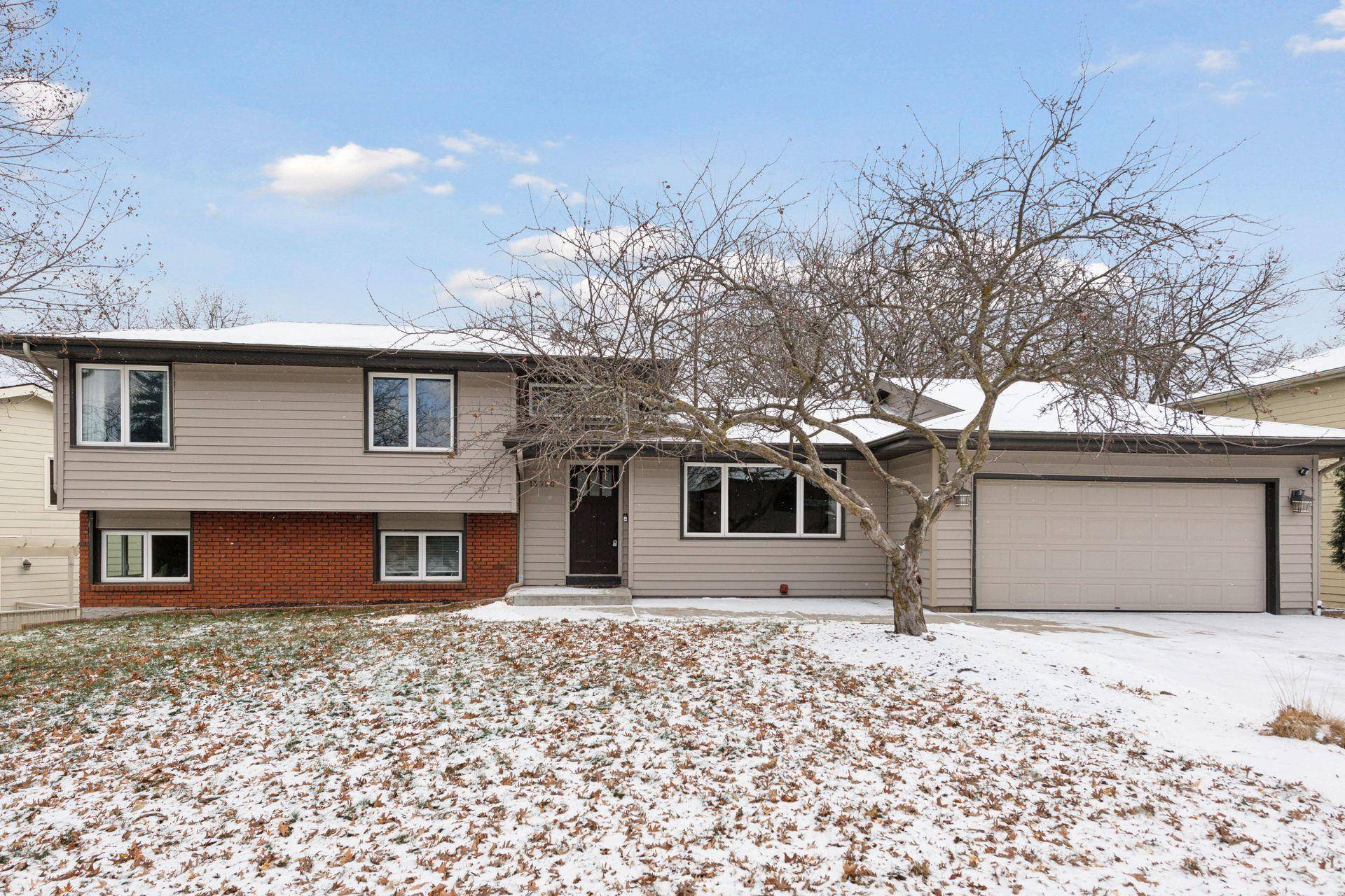 Apple Valley, MN 55124,13090 Herald CIR