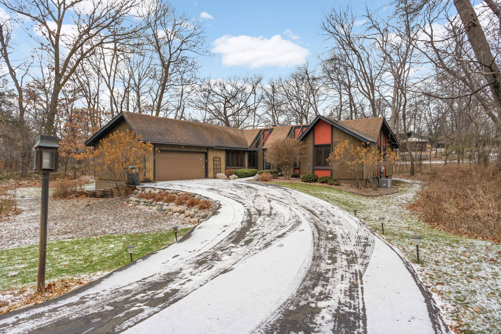 Bloomington, MN 55437,1 Timberglade RD