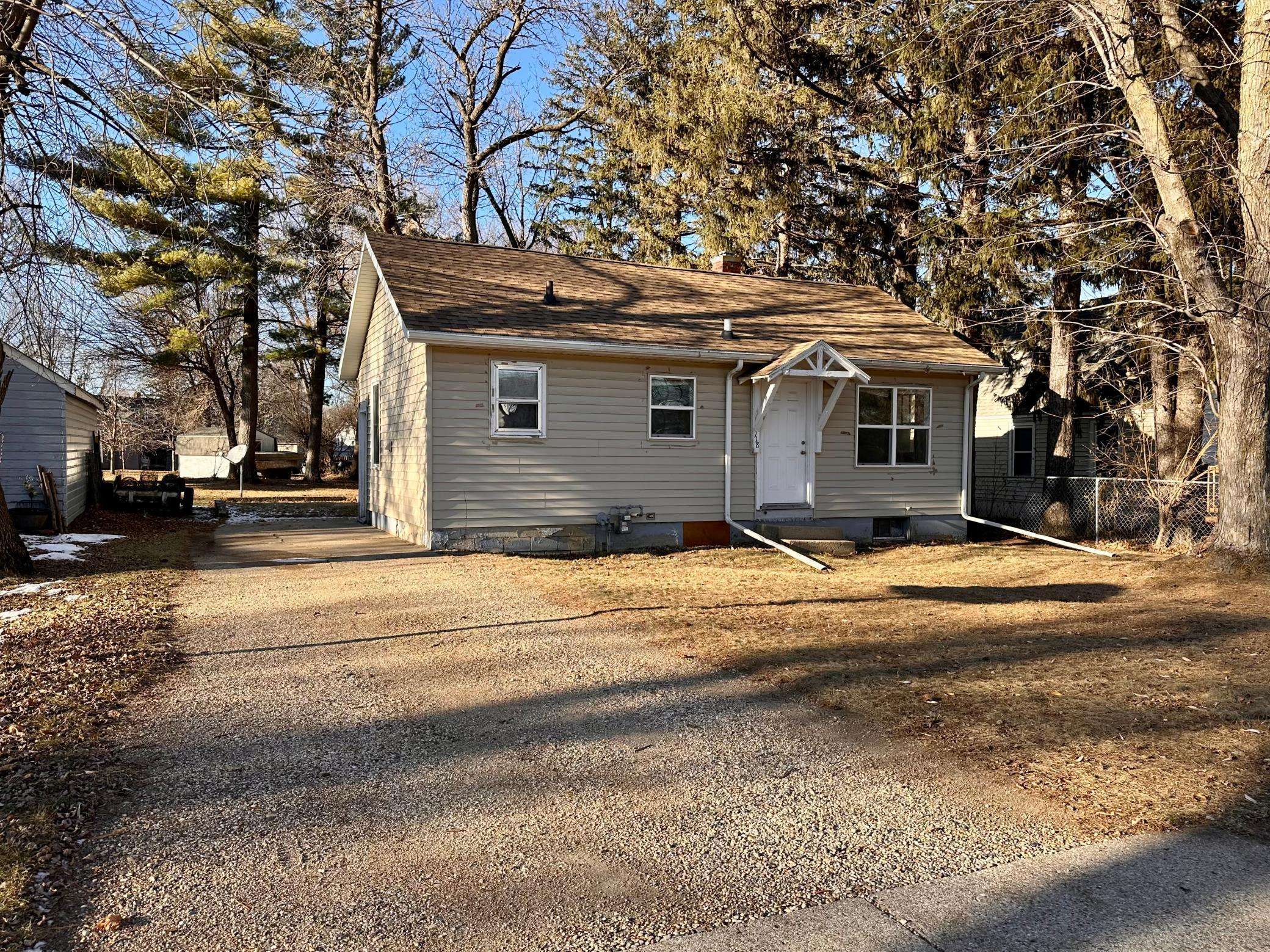 Worthington, MN 56187,718 Betty AVE