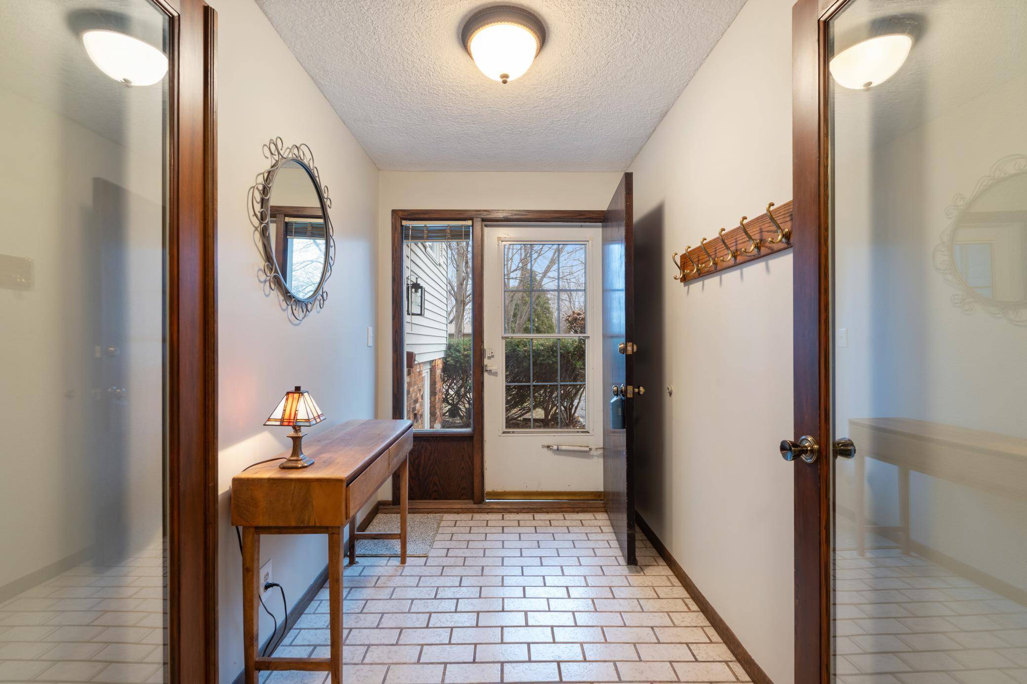 Shoreview, MN 55126,898 Dawn AVE