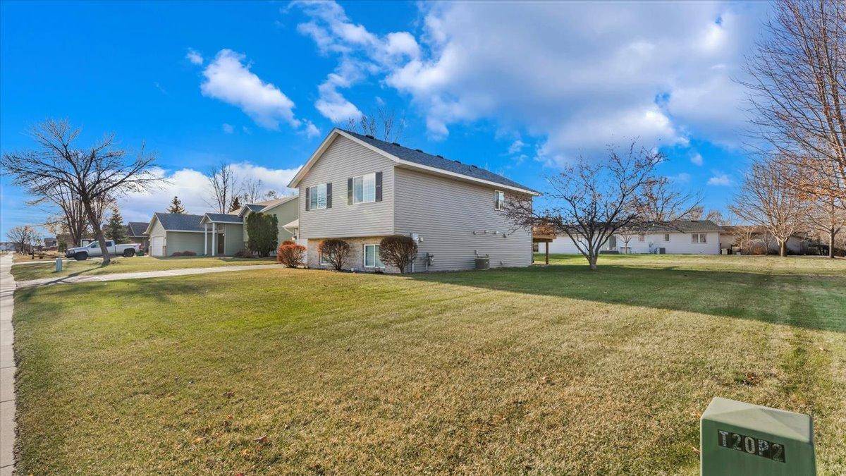 Becker, MN 55308,12465 Riley AVE